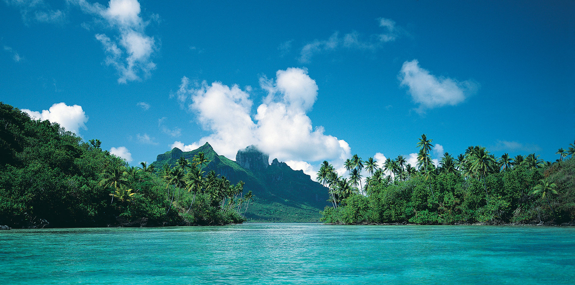 Manava Beach Resort & Spa Moorea | French Polynesia, Pacific | Chris ...